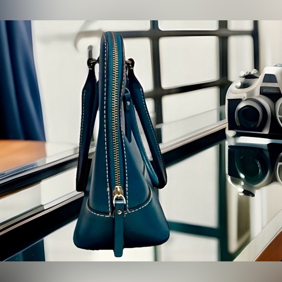 BNWT Gorgeous KATE SPADE Authentic Patent Leather Hand Bag, Large - Picture 5 of 7